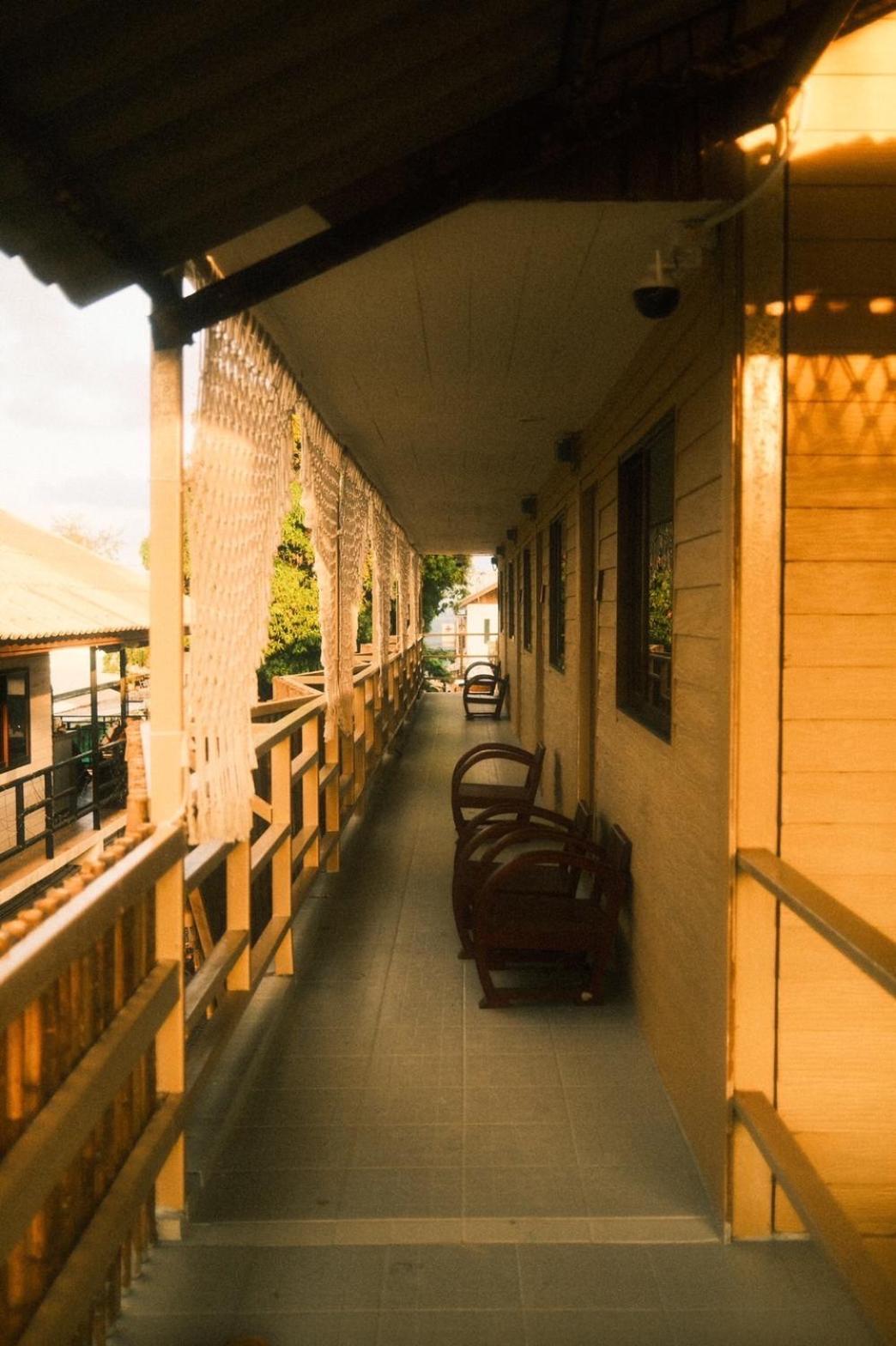 U'Re Holitel Hotel Hat Rin Buitenkant foto