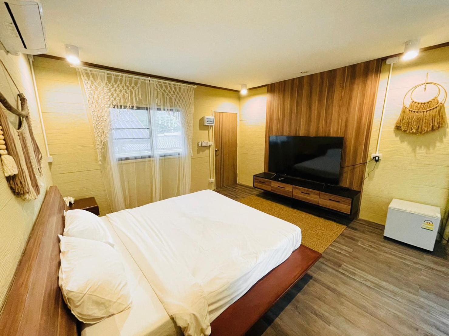 U'Re Holitel Hotel Hat Rin Buitenkant foto