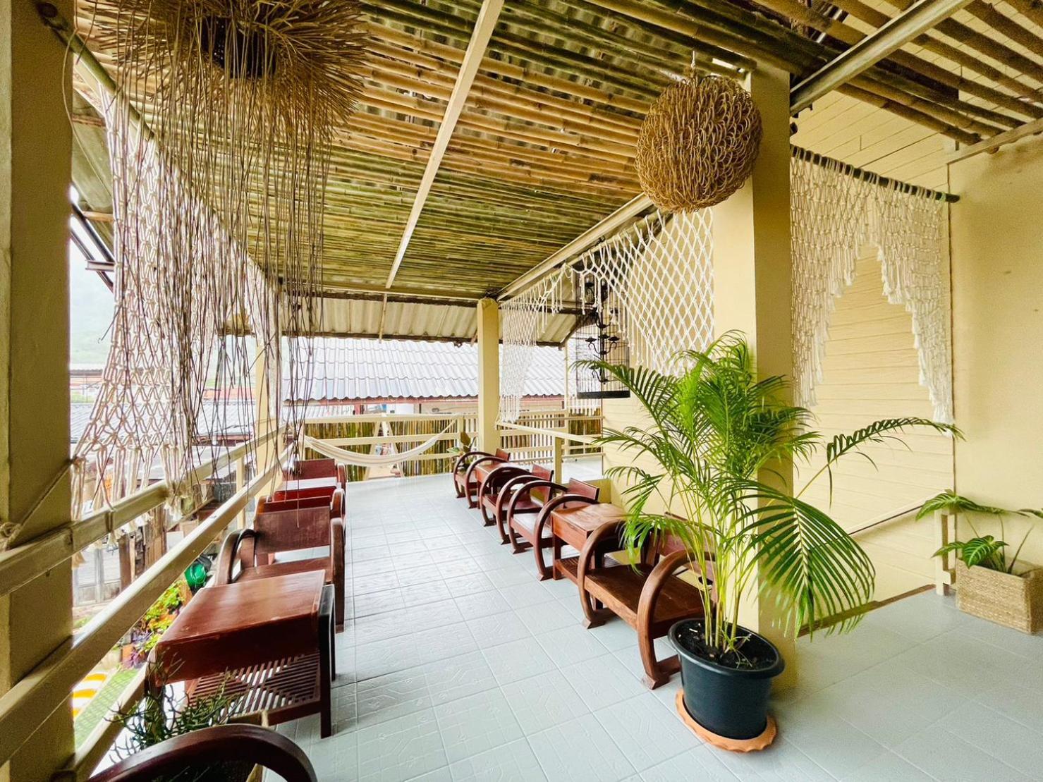 U'Re Holitel Hotel Hat Rin Buitenkant foto
